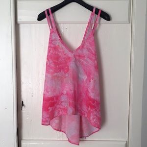 Pink tank